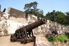 ���ŵĴ���̨(Fortaleza do Monte)������ʥ��»��̨��������̨���������̨������λ�ڰ��ŵĹ�����̨��Ϊ�й��ִ�����ϵ���ʽ��̨����Ⱥ֮һ���֡��������Ǿ��·�����ʩ�����ģ���Ϊ������ʷ����һ���ݣ�Ϊ����֮���ξ��㡣
