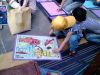 我们家宝贝在作画呢