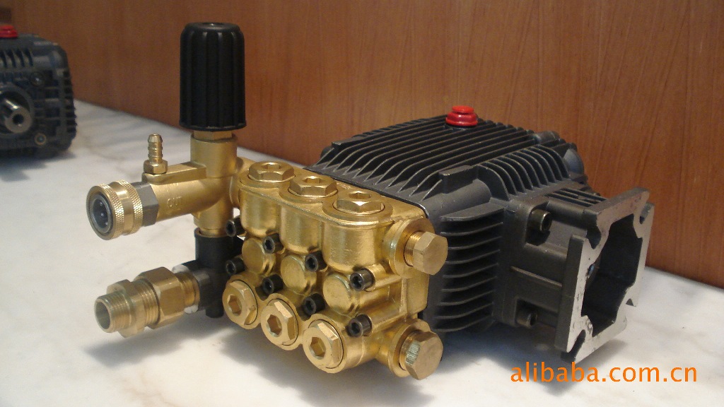 厂家直销高品质15系列高压柱塞泵