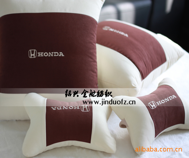 韩国绒磨毛布制作的汽车靠枕