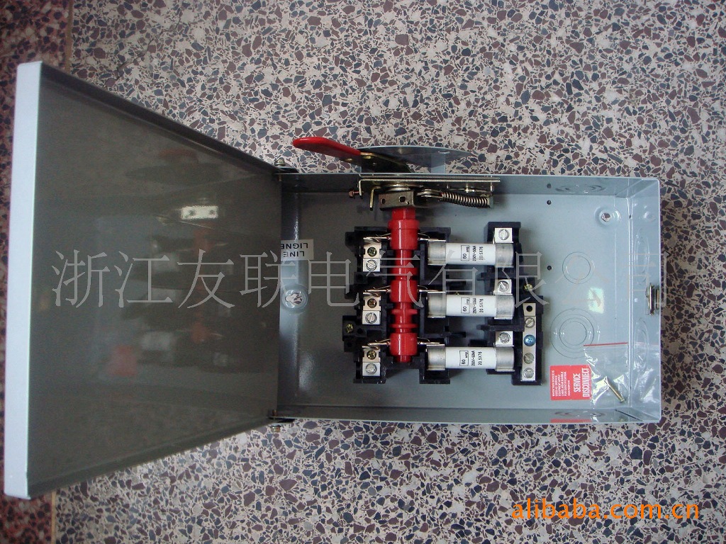 美式ge户外型带熔断器3p60a安全开关配电箱体