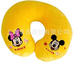 开心米奇米妮护颈枕DSM-6930|迪士尼抱枕|迪士尼抱枕 正品优惠