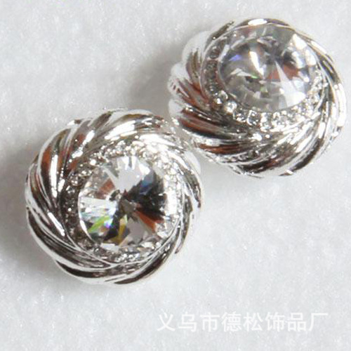供应高档金色、银色镶钻水晶扣,高品质羊绒衣纽扣,毛衣扣,大衣扣