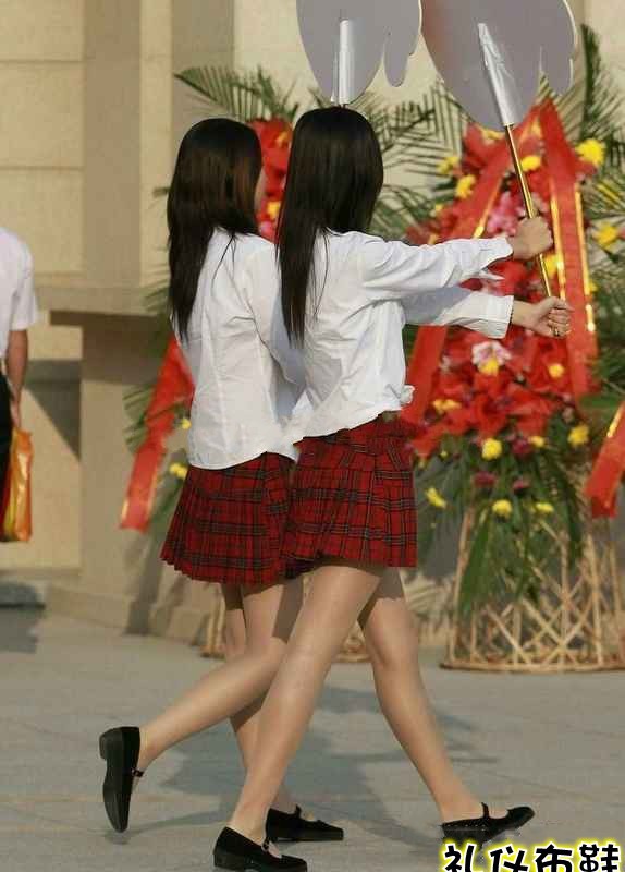 ���岼Ь