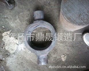 章丘厂家供应各种型号液压缸用吊耳,缸底等锻件毛坯