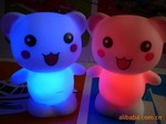 小夜灯，节日用品，七彩发光开心熊小夜灯，七彩发光玩具