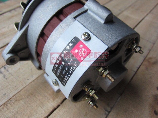 500w 14v 产品说明 名称:交流发电机 型号:jf151a 500w 14v 车型:合力