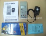 LX102台湾路昌数字光度计LX-102数字式照度计LX 102数字亮度计
