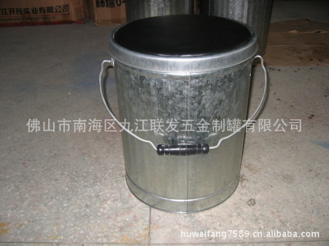 直身垃圾桶带盖垃圾桶镀锌铁桶