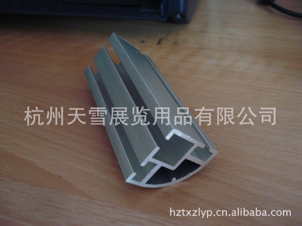 四分之一圆弧柱2