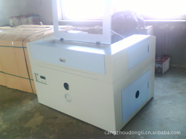 专业提供9060型激光雕刻机钣金加工 小型钣金加工