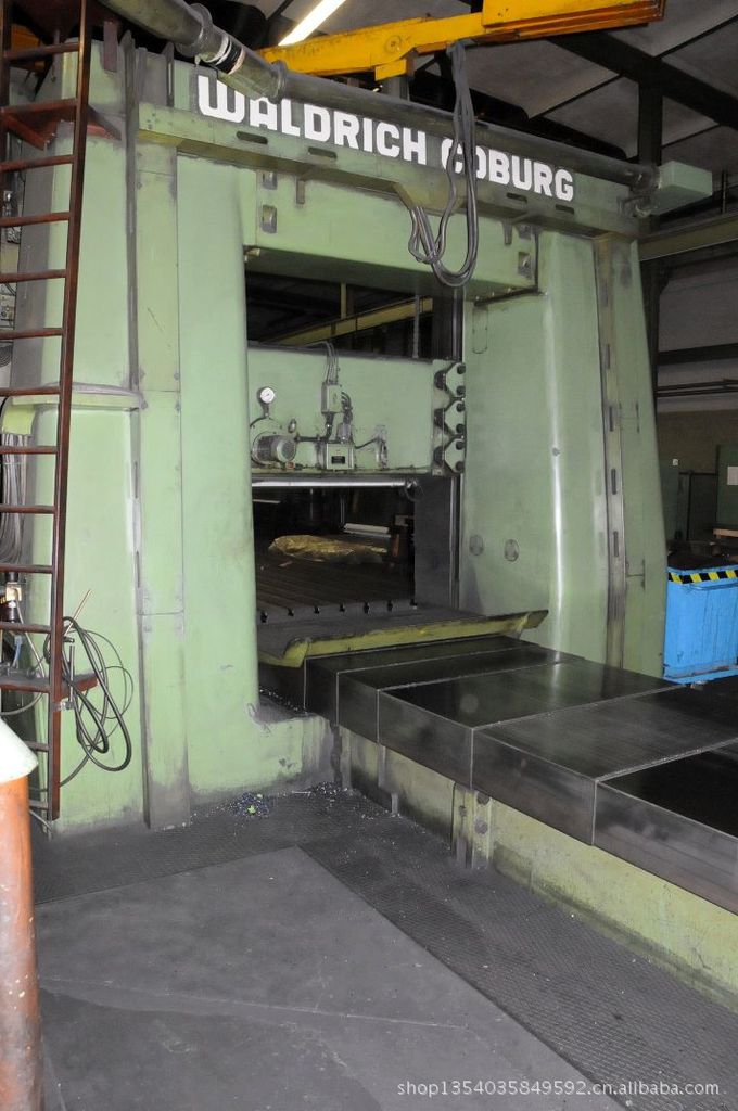 瓦德里希2X6米龙门镗铣