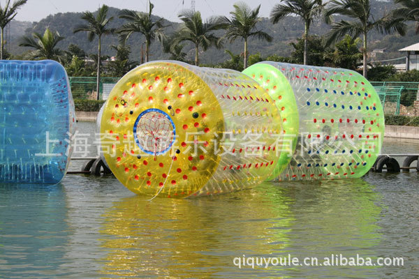 2012-Inflatable-Water-Roller