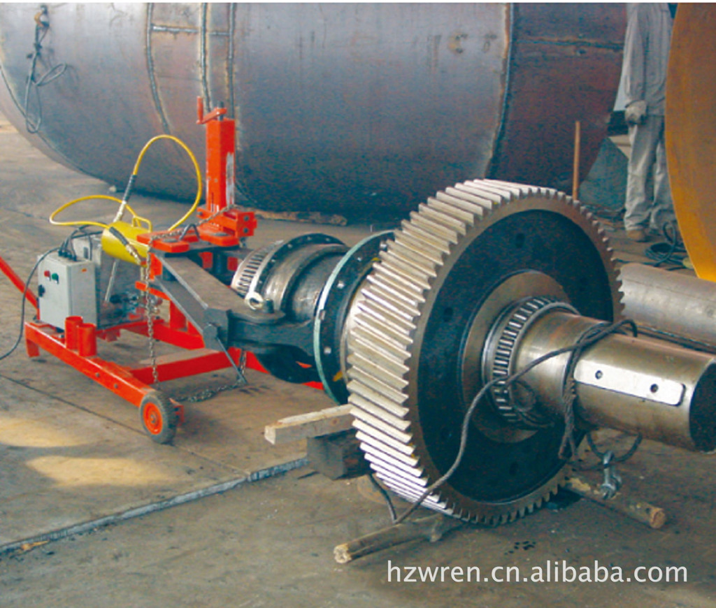 WREN拉马 三爪拉马 液压拉马 车载液压拉马 大型液压拉马应用2