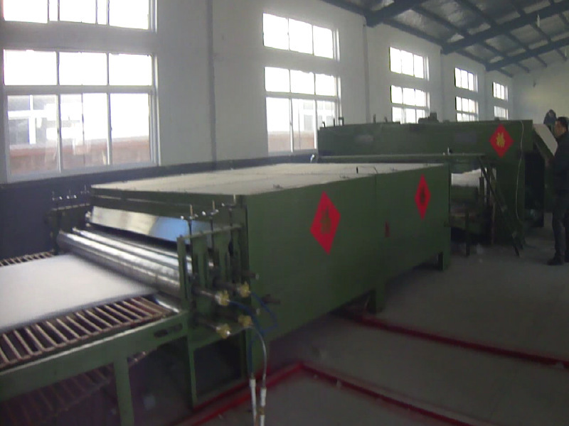 M4H00447_2012810143626烘箱(1)