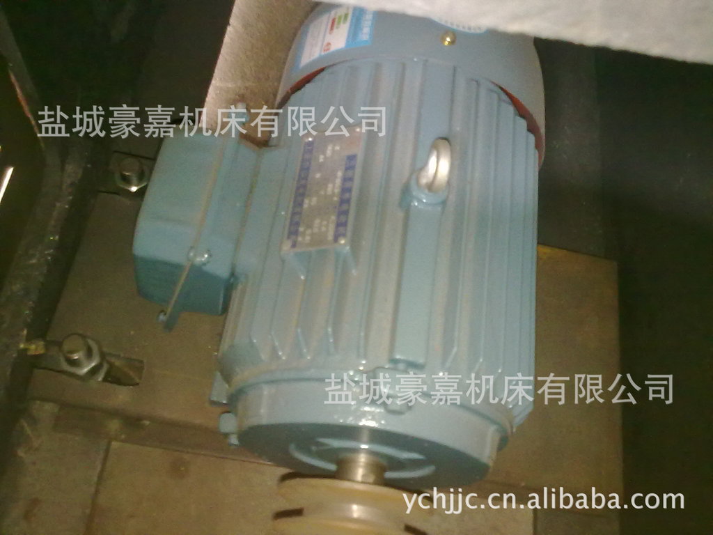 供应定制仪表数控车床0640 0632 精度高价格低 小型数控车床