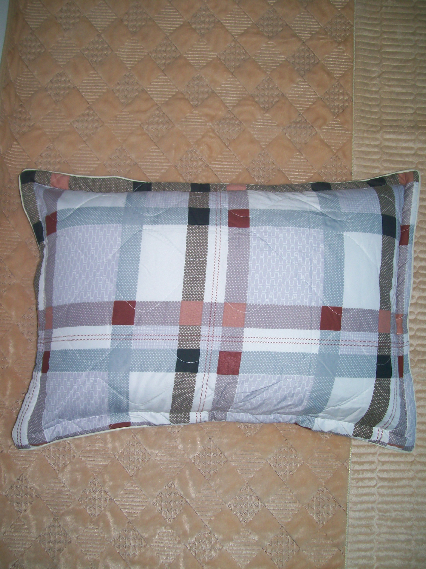 904037-209钻石绒加棉枕套0