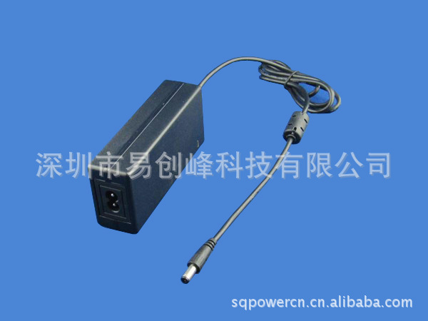 60W8字尾桌面电源适配2