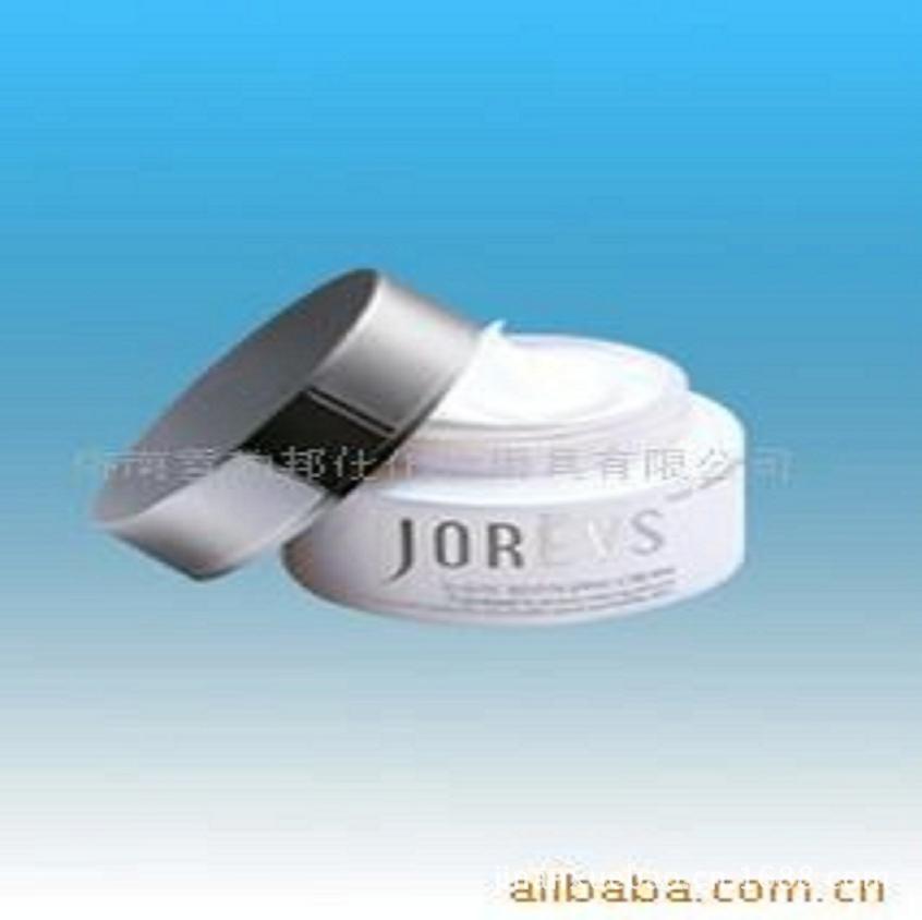 159952525_2027831428