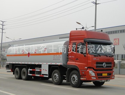 熊猫LZJ5312GHY化工液体运输车ISLe340东风康明斯发动机