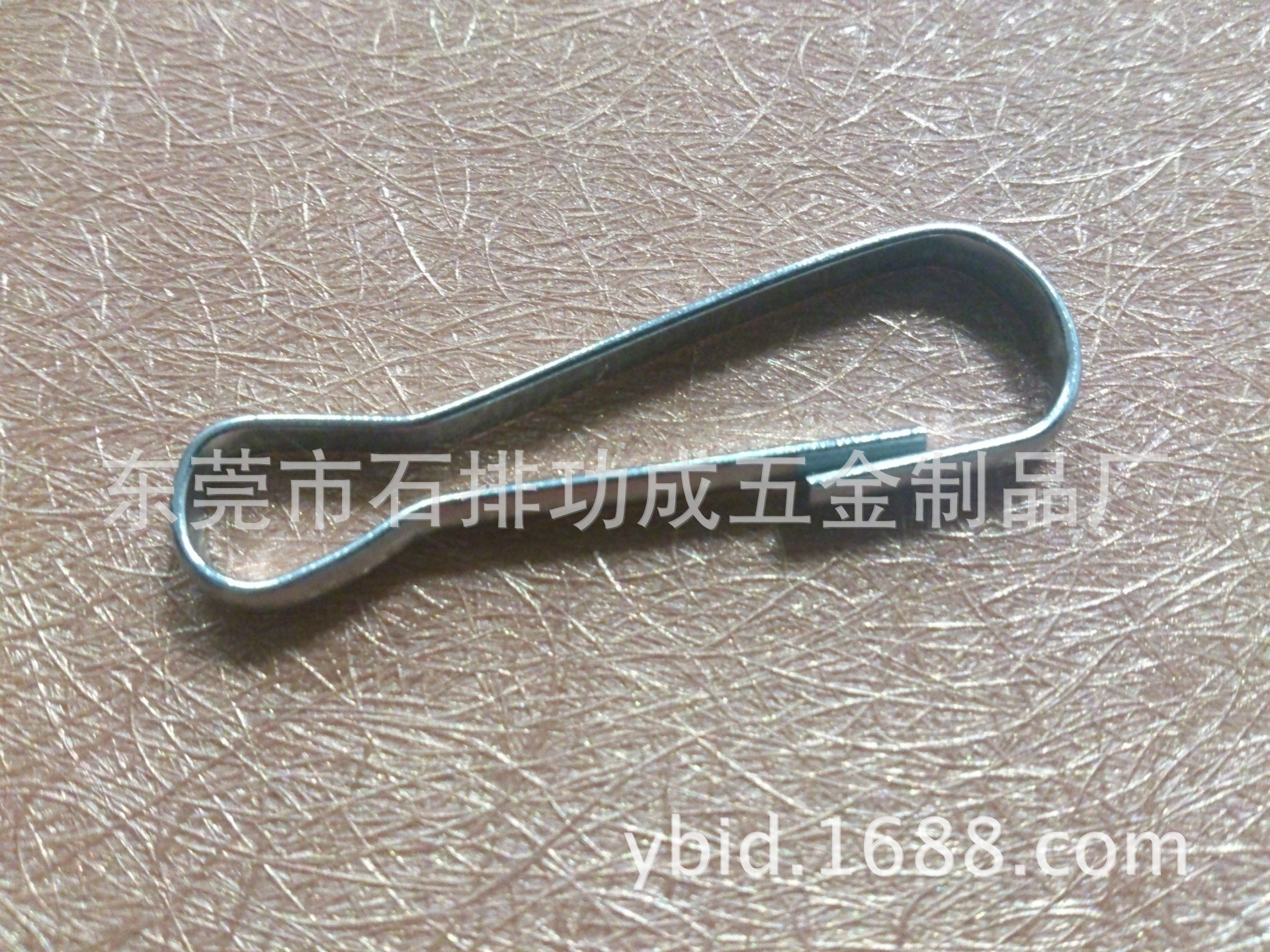 朱胆扣，线扣