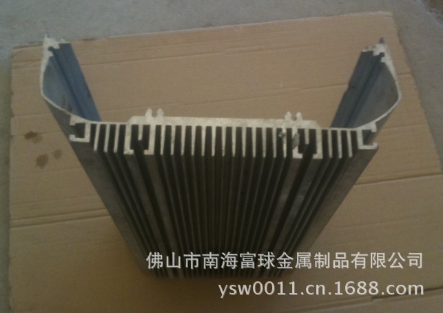 异形散热器铝材