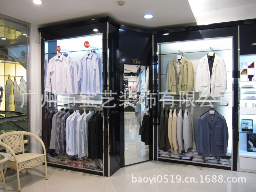 广州展柜 品牌男装展示柜 木质展柜 高档服装展示柜 精品展柜