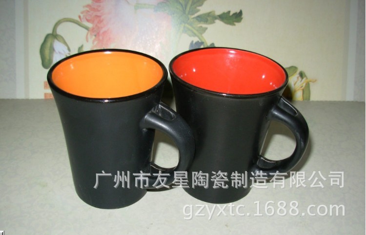 个性时尚 双色釉带勺马克杯 勺子杯 插勺杯