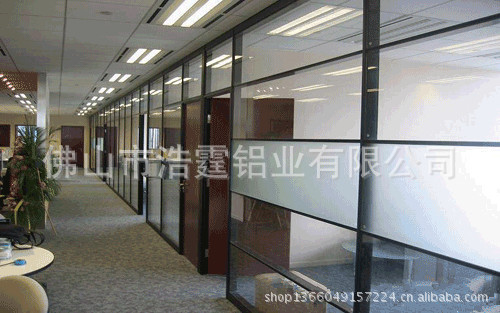 高隔间图片