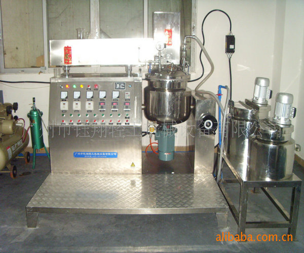 供應液壓升降化工真空乳化機2