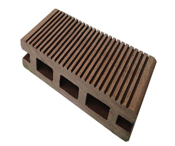 木塑板材生產線1
