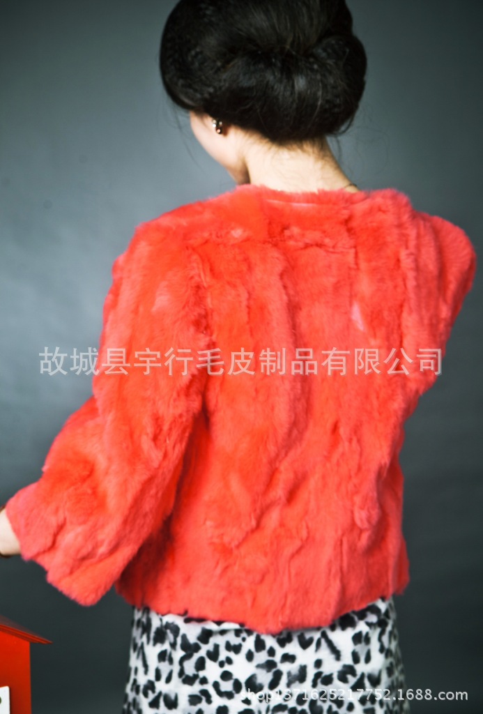 獺兔毛圓領時裝