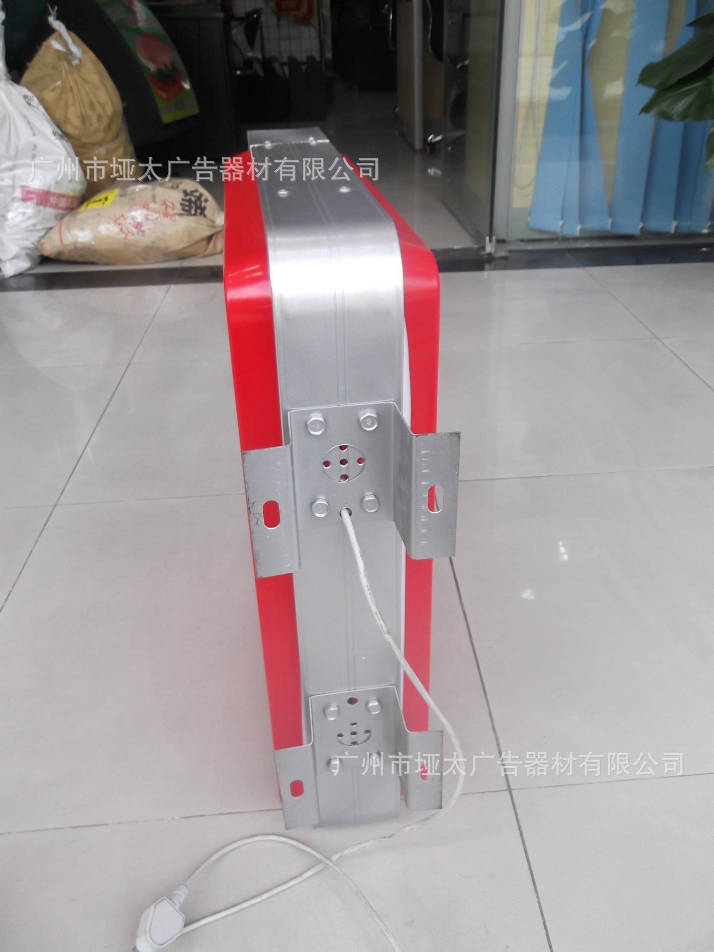 vodafone沃达丰移动电话通信灯箱