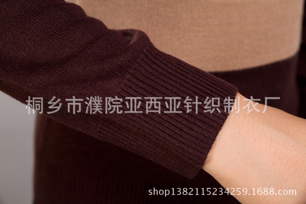 2013秋冬尊贵妈妈装新款羊毛衫