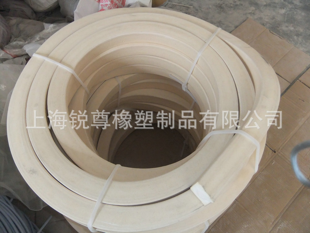 硅胶发泡条 高50mm 宽50mm 80元一米