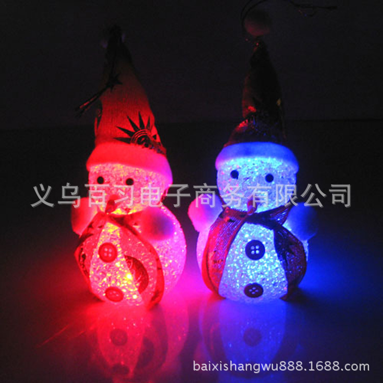發光雪人09