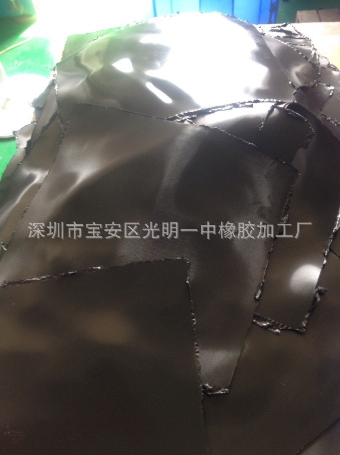 3mm厚5度硅胶片,软硅胶片。价格为21元