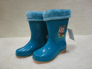 儿童雨鞋 冬季保暖童鞋 卡通美羊中童款雨靴 男女防水鞋