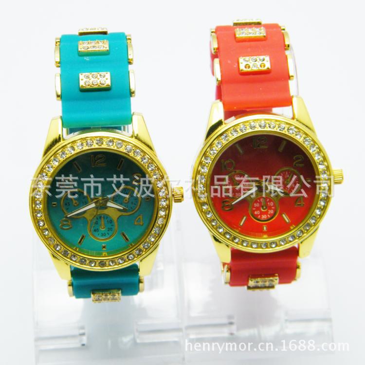 硅胶三眼镶钻表