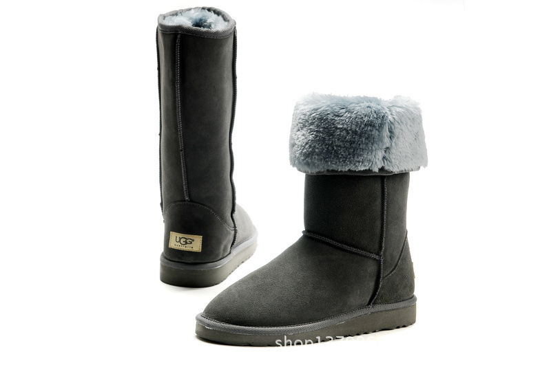 UGG5815