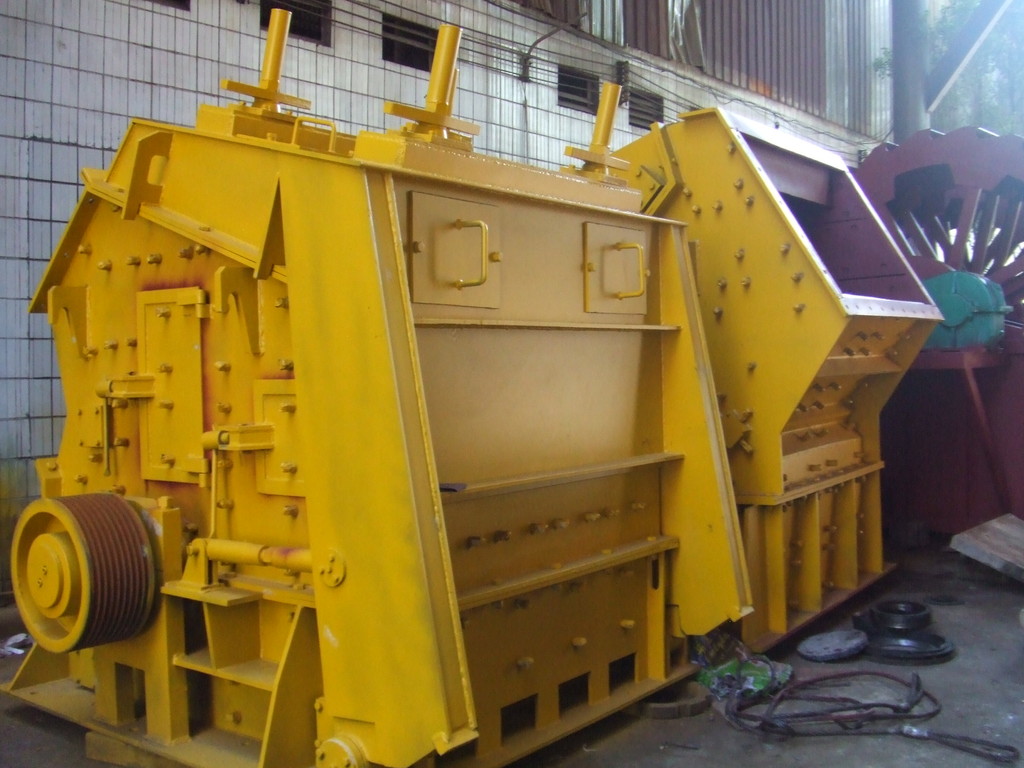 圆锥破移动破碎站_铁选厂圆锥破碎机价格_二手圆锥破碎机电话