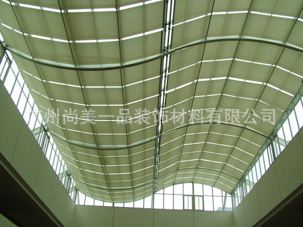 2010051814105842372
