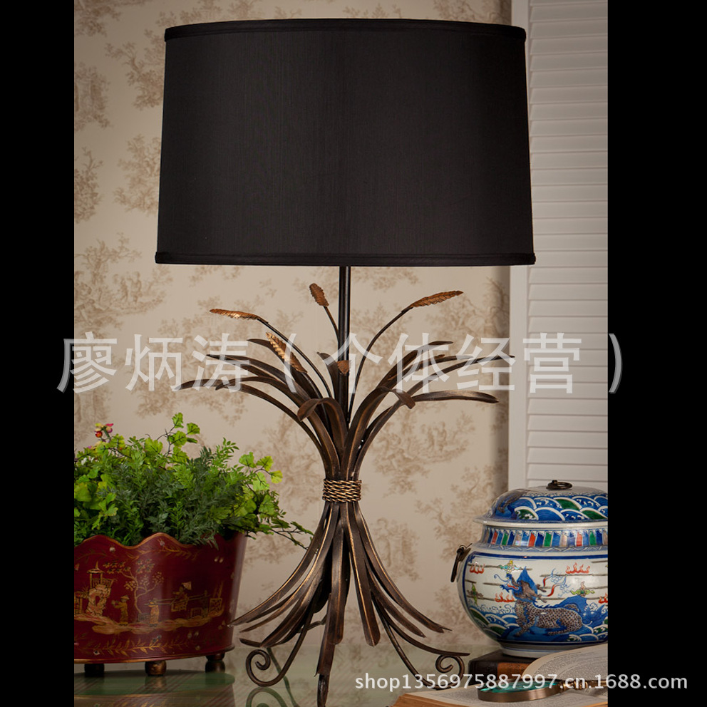古典銅色麥穗黑色燈罩臺燈 高83.8厘米