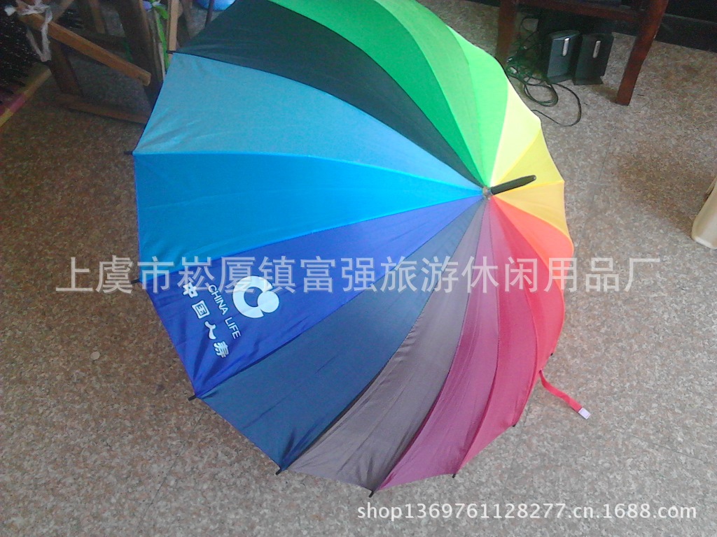 廠傢供應，製定各種晴雨傘，禮品傘，廣告傘.兒童傘。