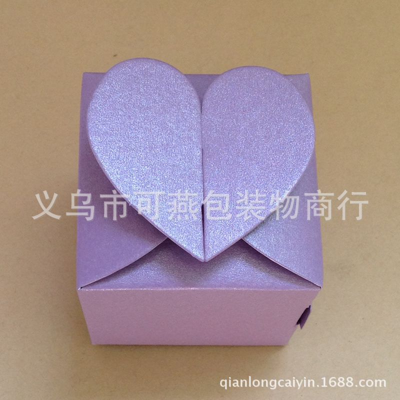 现货批发 珠光纸糖果盒 包装纸盒 心形折叠式喜糖盒 量大从优