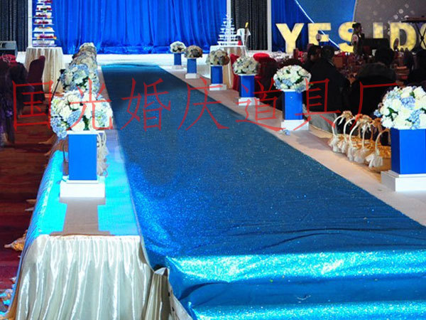 珠光地毯紫红色