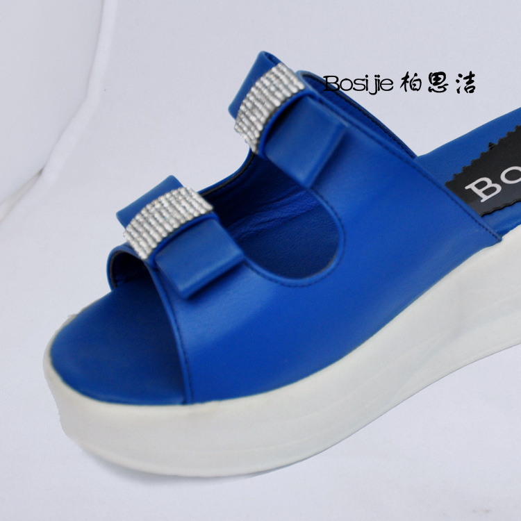 s深藍色拖鞋3
