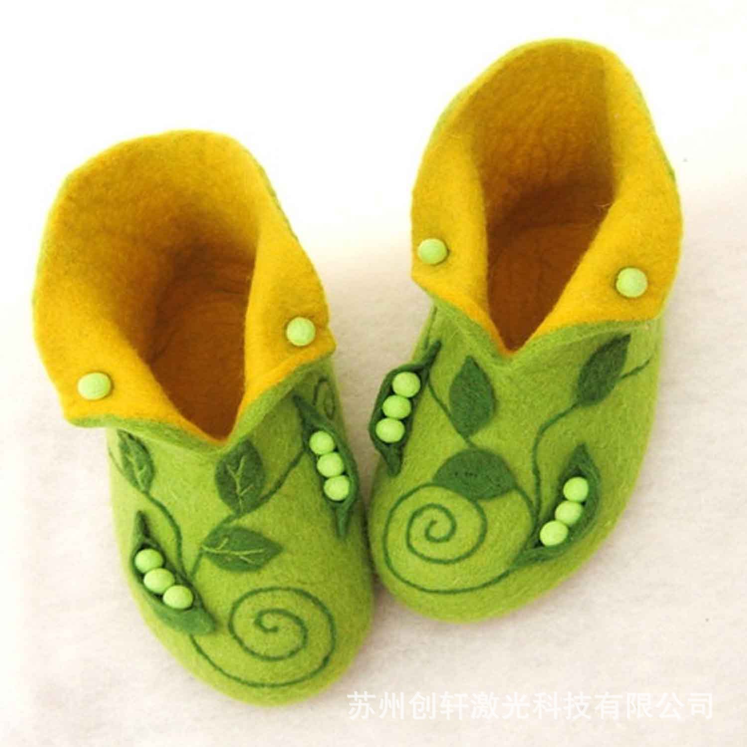 毛毡布鞋子花样切割