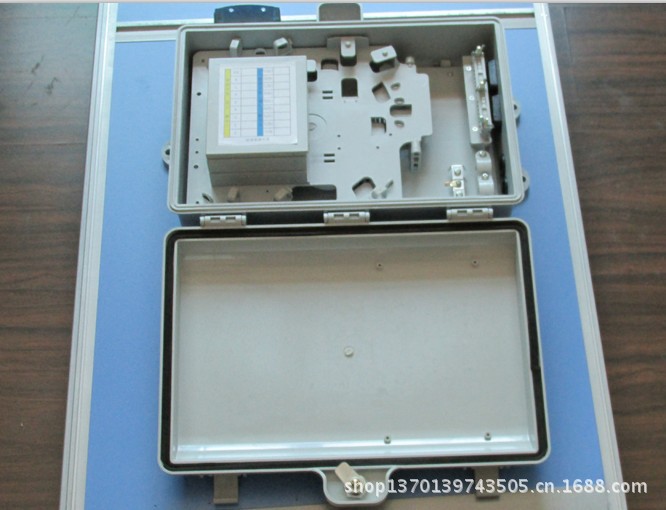 16芯插片式光分路器箱图片