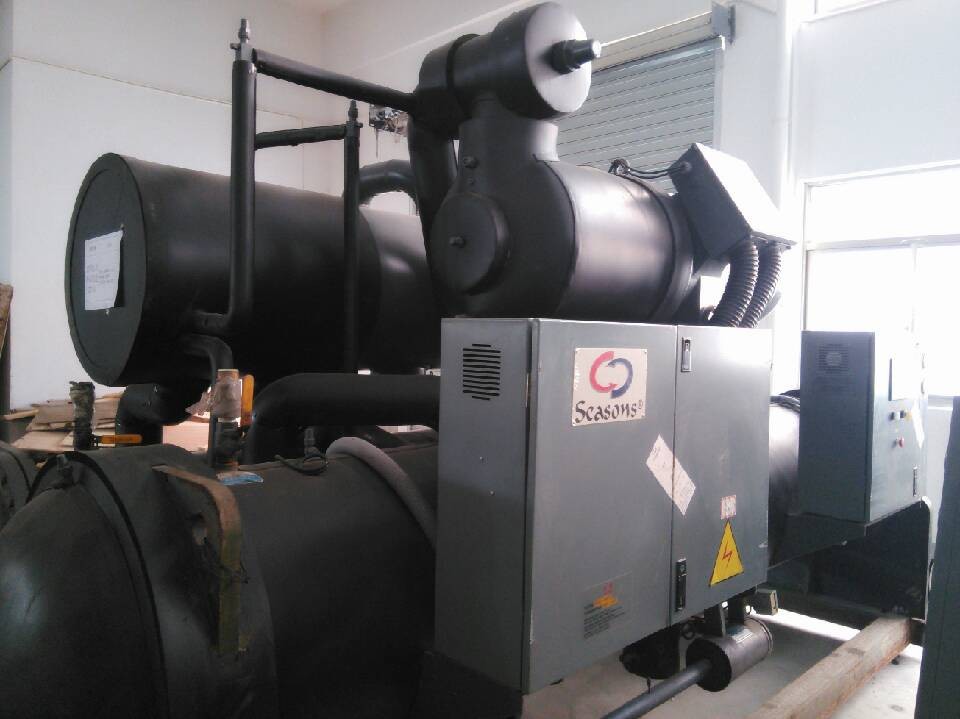 富田水冷冷水机组